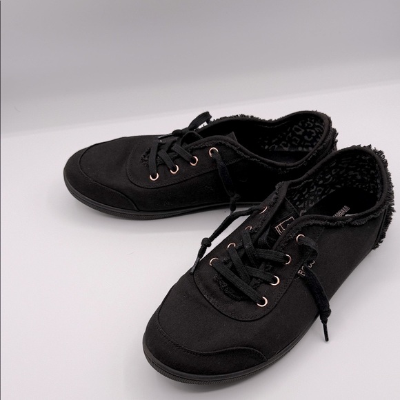 BOBS from Skechers Black Casual Sneakers - Picture 7 of 7